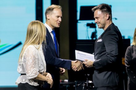 Wiślańscy laureaci Dyplomów Marszałka Województwa Śląskiego za Zasługi dla Rozwoju Turystyki 2026 podczas uroczystości w Bielsku-Białej.