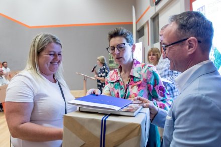 Nagroda dla Anety Nogowczyk z zagrody edukacyjnej "U źródeł"