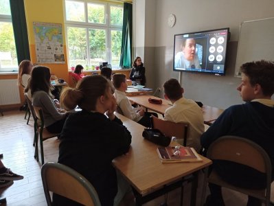 E-spotkanie w głebczańskiej Czwórce z okazji Dnia Edukacji Narodowej