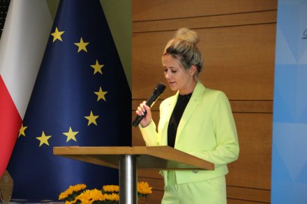 Gala Sportu Powiatu Cieszyńskiego - prowadząca Marta Szymik/fot. Powiat Cieszyński