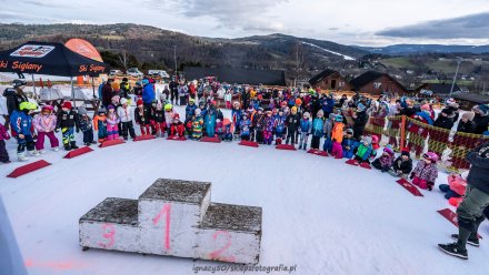 W oczekiwaniu na dekorację zwycięzców
