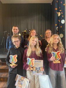 KONKURS PIOSENKI POLSKIEJ "NA CAŁY GŁOS"