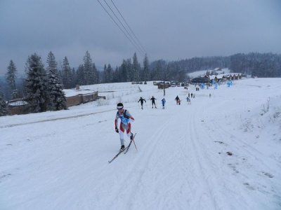 Zawodnicy rozpoczynający bieg na Kubalonce