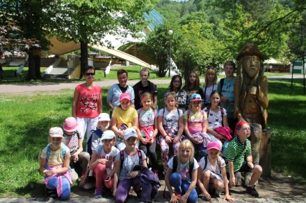 Grupa dzieci i młodzieży ze Śląska