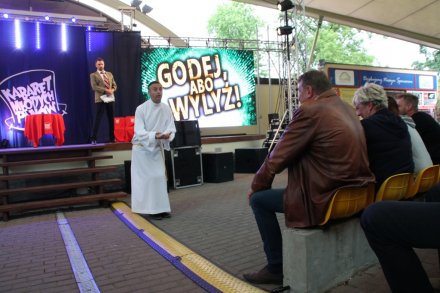 Występ Kabaretu Młodych Panów