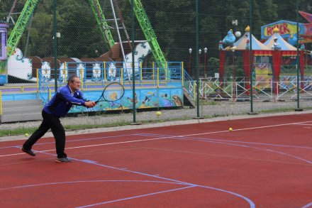 Zajęcia tenisowe w centrum Wisły