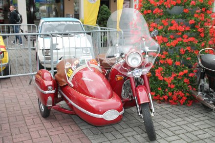 Wystawa starych pojazdów