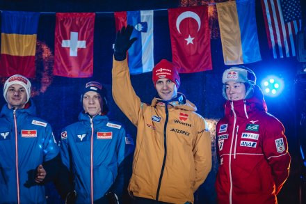 Ceremonia wręczenia numerów startowych