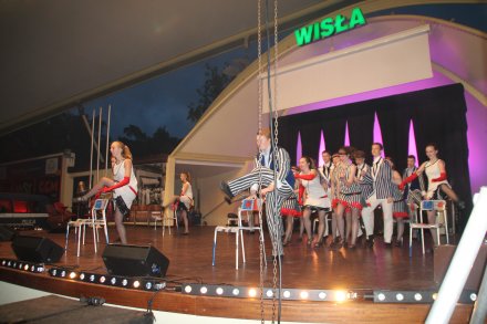 Występ grupy tanecznej z Belgii