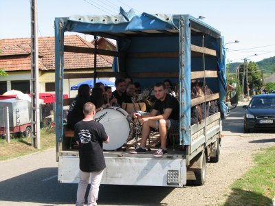 Orkiestra przed miejską paradą