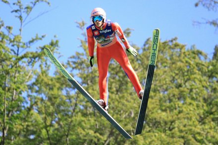 Dawid Kubacki w locie