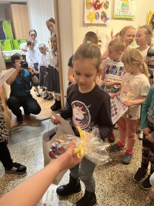 Rozdanie nagród w konkursie plastycznym "Pisanka nie z jajka"