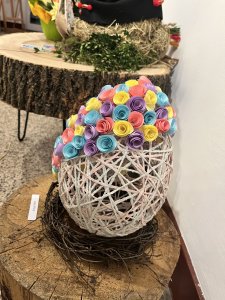 Prace plastyczne na wystawie świątecznej