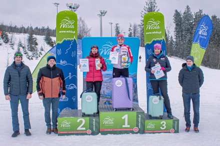 Dekoracje najlepszych IV Biegu o Puchar Wisły