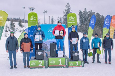 Dekoracje najlepszych IV Biegu o Puchar Wisły