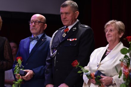 Komendant Jan Pilch wśród innych laureató/fot. Małgorzata Krawczyk