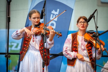 Piątek na dużej scenie TKB w Wiśle