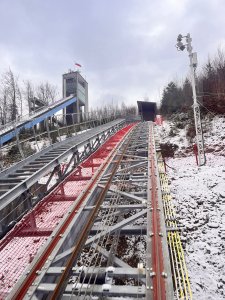 wagonik na skoczni narciarskiej im. A. Małysza w Malince
