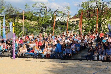 Liczni kibice na trybunach