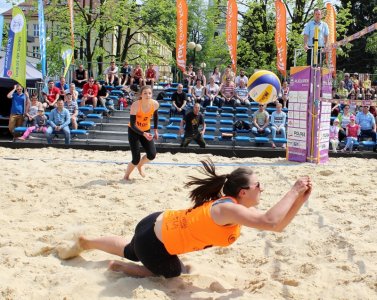 Fragment meczu finałowego turnieju Młoda Plaża dziewcząt