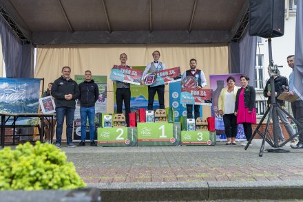 Dekoracja zwycięzców