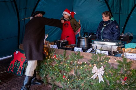 Świąteczny Jarmark z Tradycją