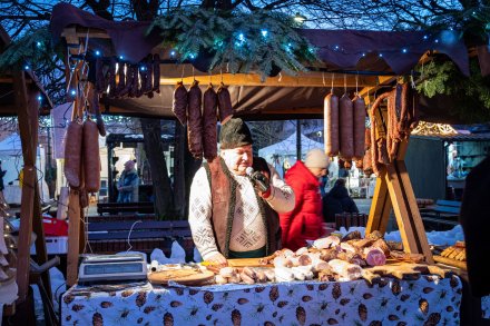 Świąteczny Jarmark z Tradycją