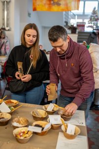 Świąteczny Jarmark z Tradycją