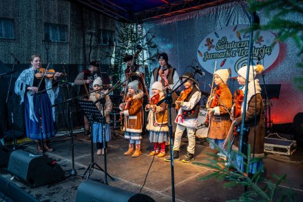 Świąteczny Jarmark z Tradycją