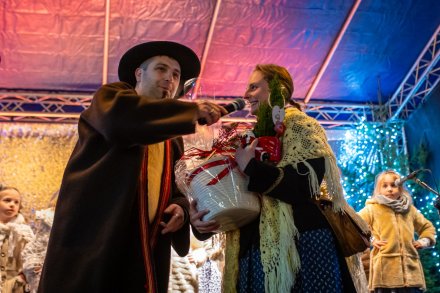 Świąteczny Jarmark z Tradycją