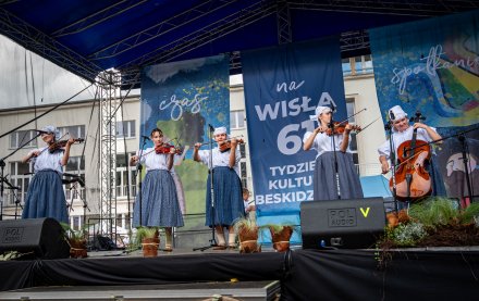 Niedziela na dużej scenie TKB w Wiśle