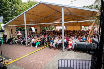 Niedziela na dużej scenie TKB w Wiśle