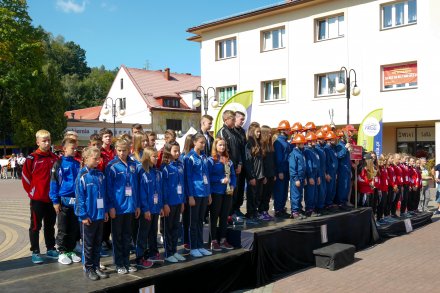 Najlepsze drużyny na podium  / foto Jozef Poljak