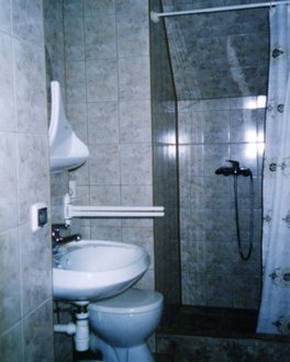 GOŚCINNE POKOJE - WAPIENIK EWA