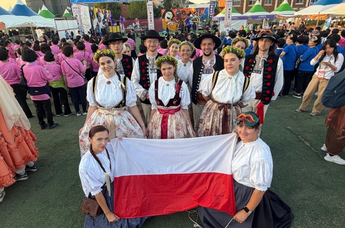 Zespół Regionalny „Wisła” na festiwalu w Korei