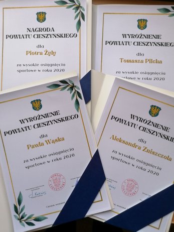 Dyplomy wyróżnionych sportowców