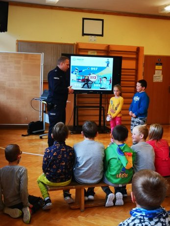 Policjant w grupie młodszej