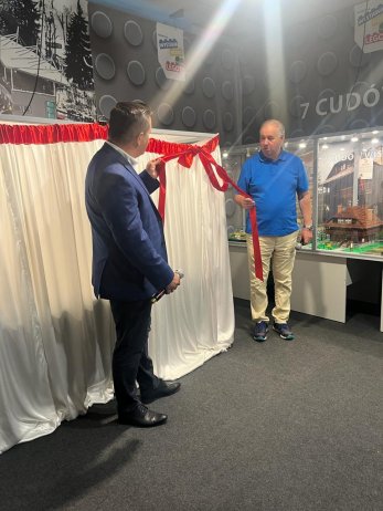 Skocznia z klocków Lego