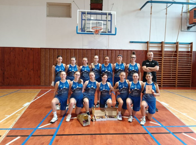 Zwycięstwo koszykarek Liceum Stalmacha